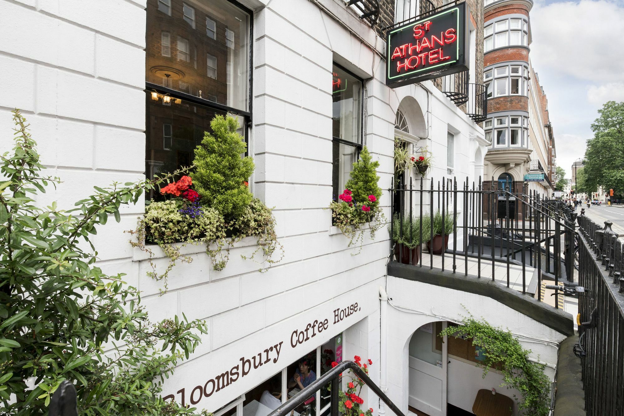 St Athans Hotel Londra